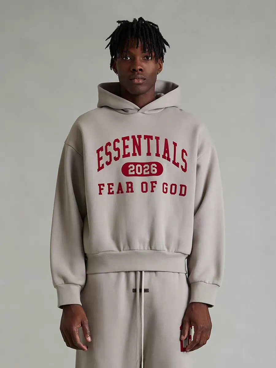 🦋 、Hot Sale🦋 128 Essentials FW 26Holiday 2026 CLASSIC HOODIE Fear of God Essentials FALL 26 HOLIDAYSeries Fleece Hoodie Same Style Premium ！ ！ ， ！ ， Breathable 。 3D 。 ， ， ， ， 。 ， ～Versatile ， ！ ：Retro Size:XS-XL